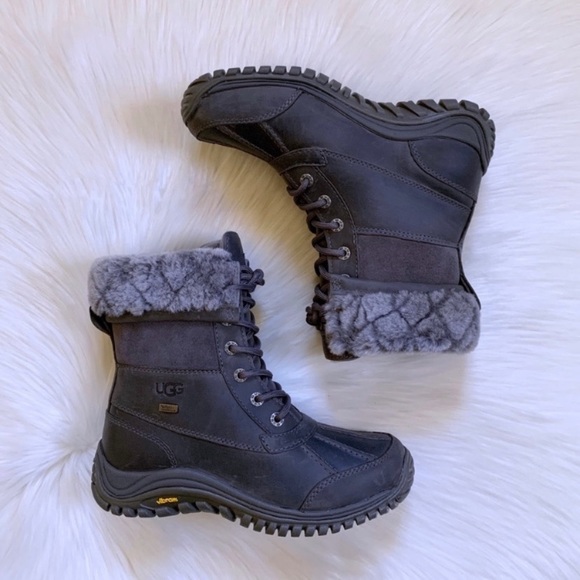 UGG Grey Adirondack Boot II Luxe Quilt Waterproof - Picture 7 of 10